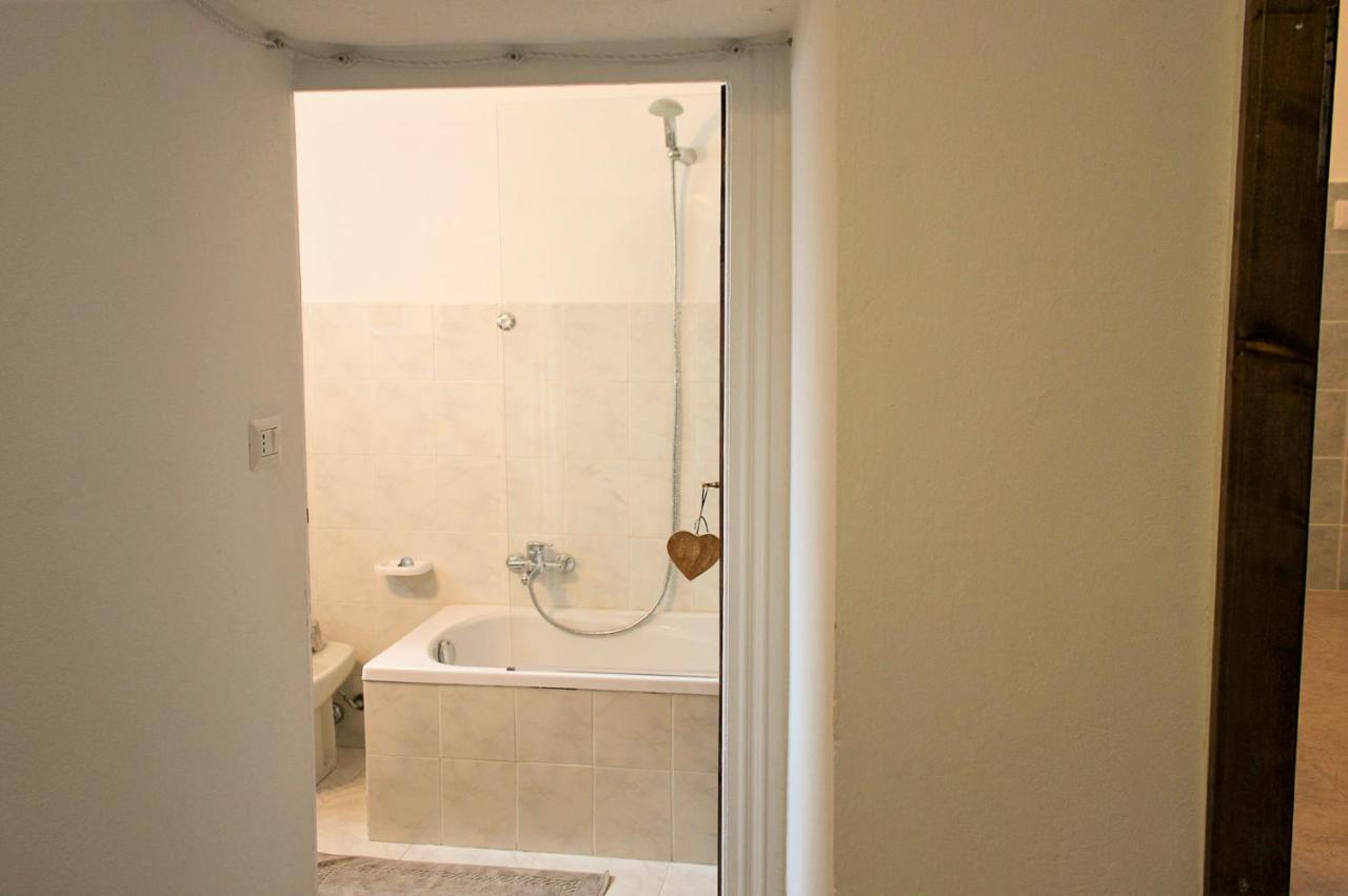 Tre Terre Ferienwohnung Pianello Del Lario 外观 照片